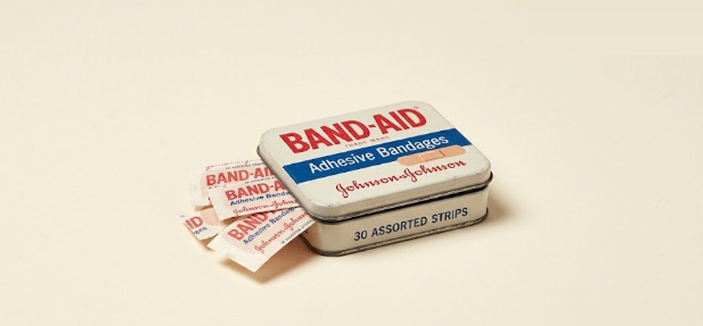 Adhesive Bandages, Tin of 30