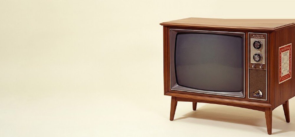 25" Color TV Console