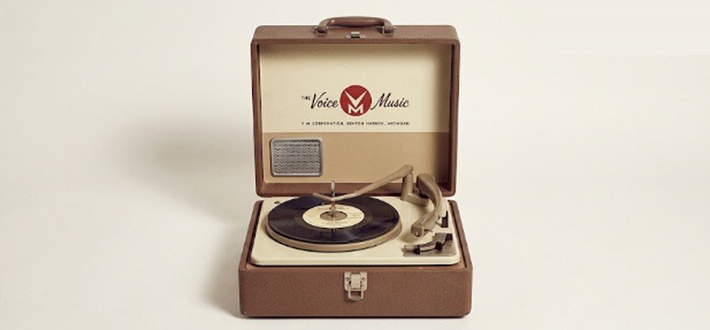 Suitcase-Style Portable Phonograph