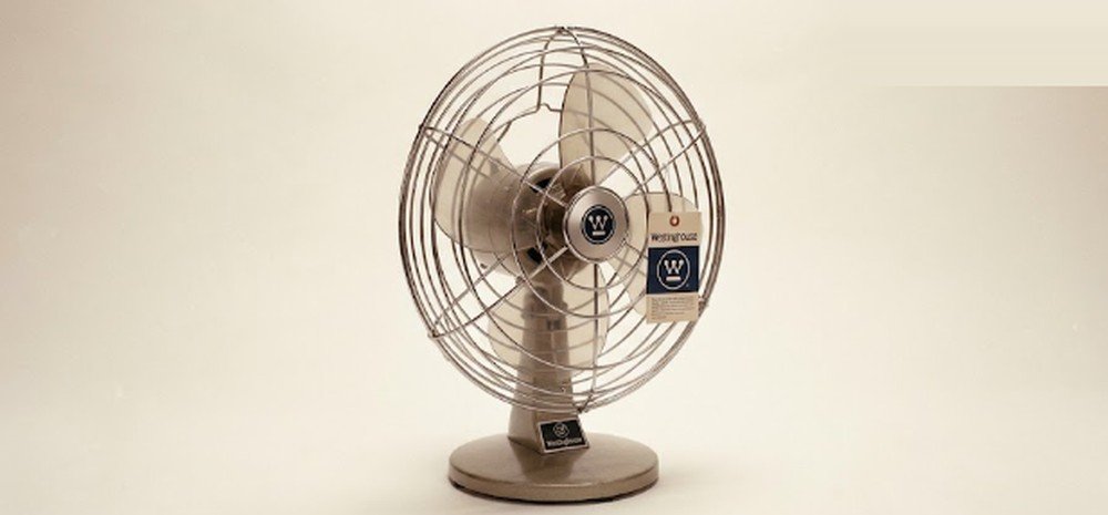 Oscillating Table Fan